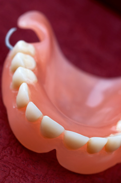 Способы протезирования зубов при большом их отсутствии