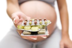 Чем полезна фолиевая кислота при беременности 13