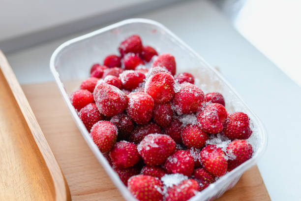 Как правильно заморозить ягоду